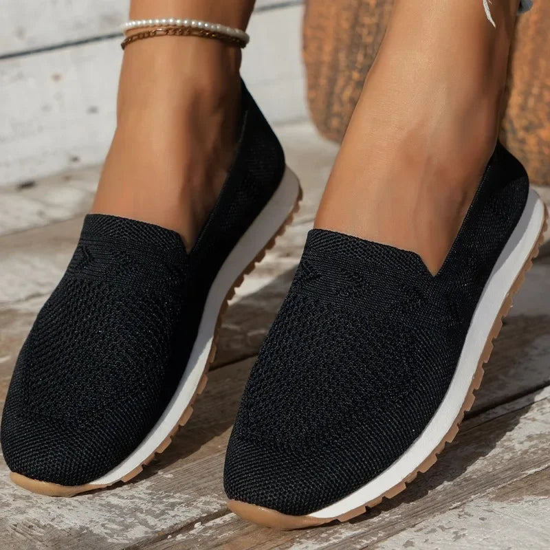 Classic Daily Walking Shoes