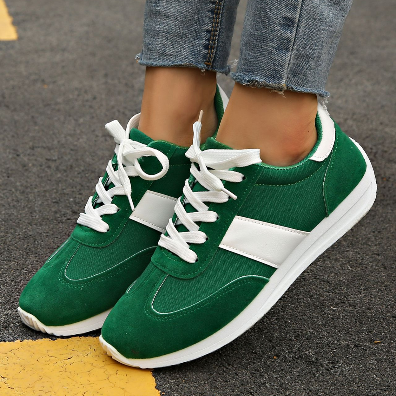 Women's Mesh Supportive Sneakers