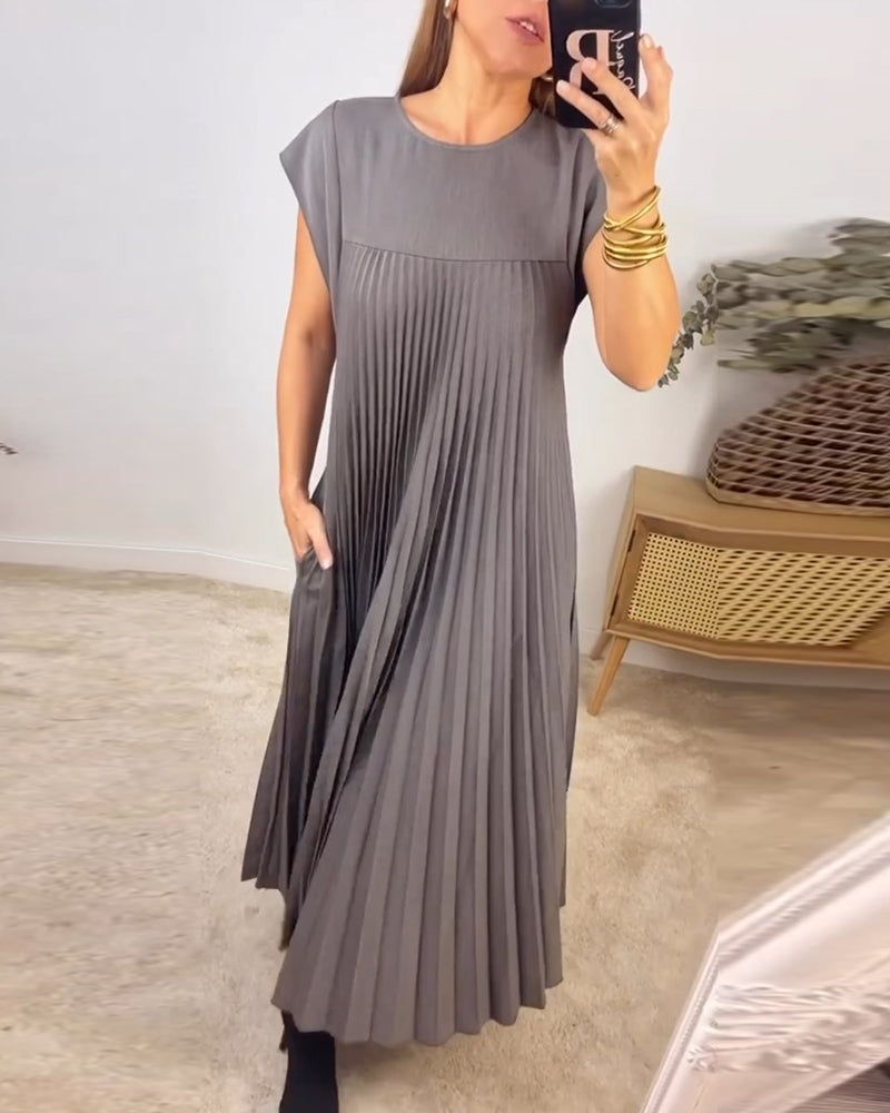 Elegant Ladies Long Pleated Evening Dress