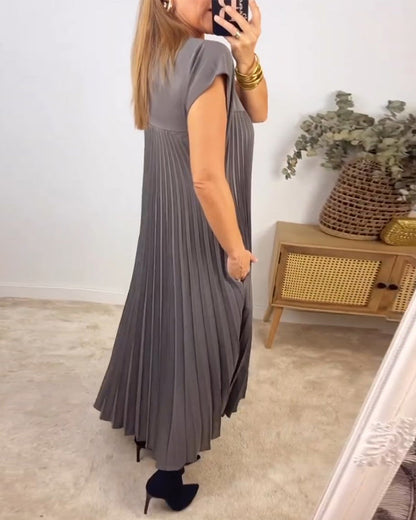 Elegant Ladies Long Pleated Evening Dress