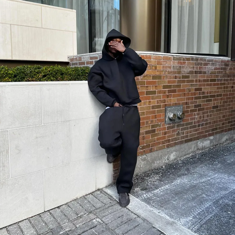 Simple Men's Hoodie Sweatshirt Set
