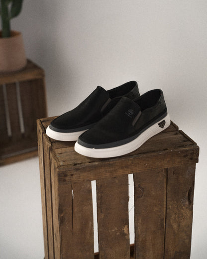 Men's Slip On Shoes Low Contrast Sole