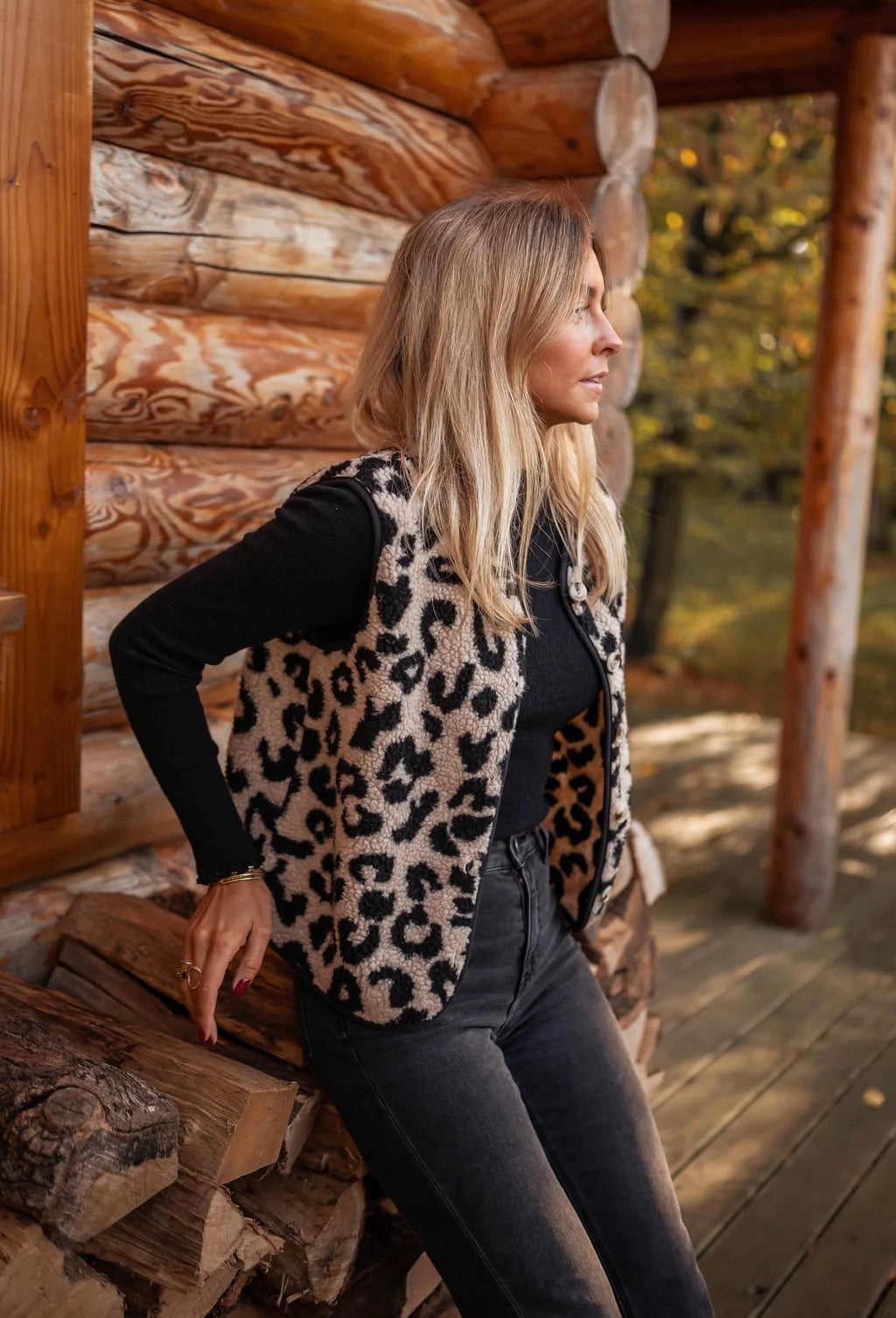 Women's Leopard Print Knit Vest Button Front Sleeveless - VibreMode