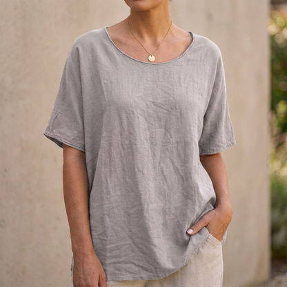 Women's Relaxed Fit Scoop Neck T-Shirt