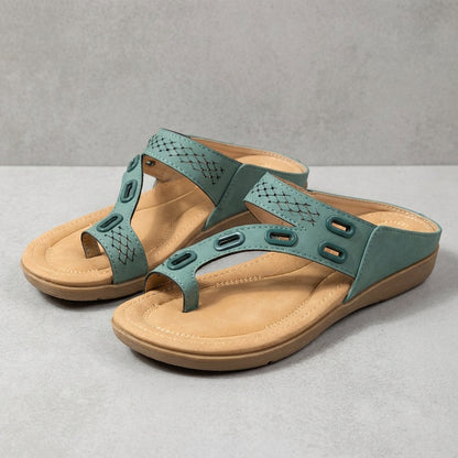 Relaxed Fit Women's Thong Sandals Perforated Metallic Accents