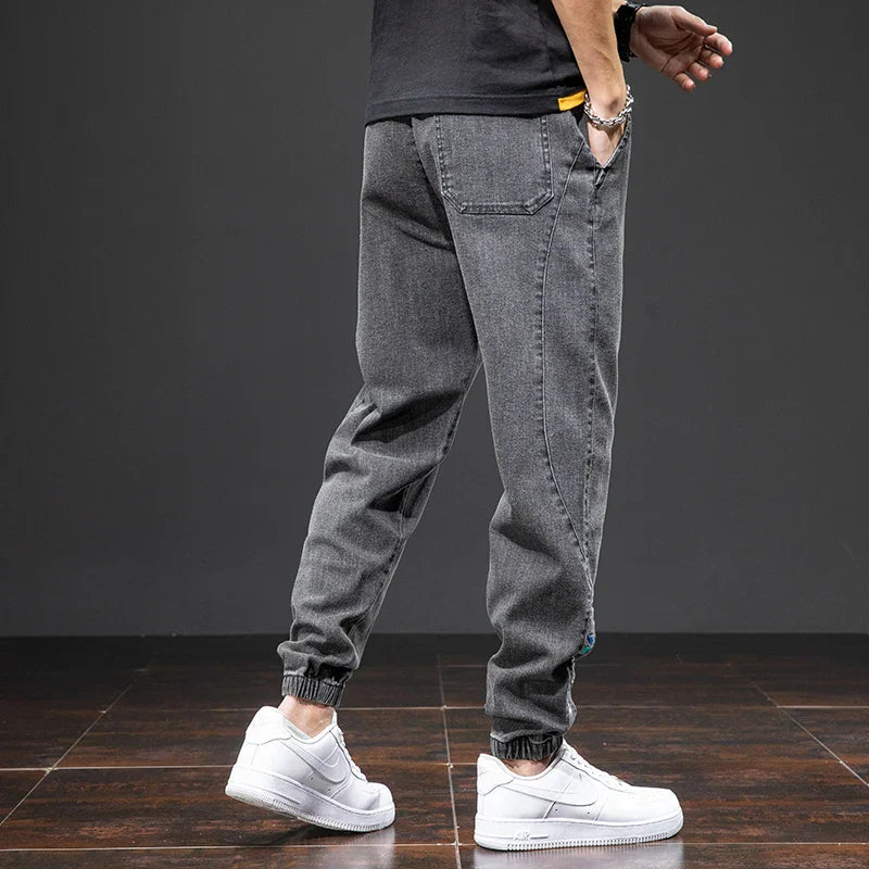 Men's Tapered Jogger Pants Patch Detail