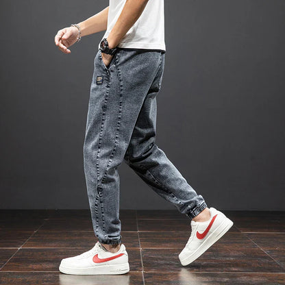 Men's Tapered Jogger Pants Patch Detail