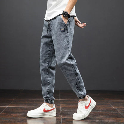 Men's Tapered Jogger Pants Patch Detail