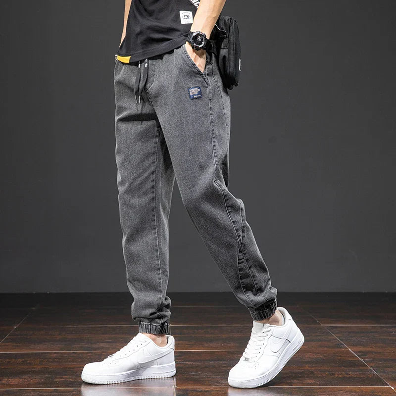 Men's Tapered Jogger Pants Patch Detail