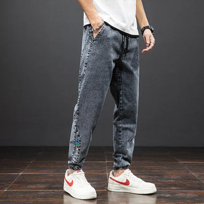 Men's Tapered Jogger Pants Patch Detail