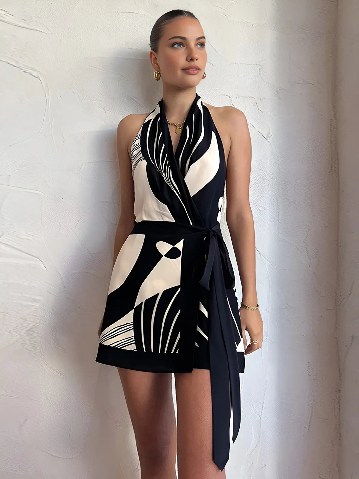 Women's Halter Wrap Dress Flattering Design - VibreMode