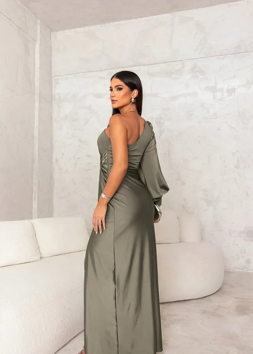Chic Off-The-Shoulder Long Dress
