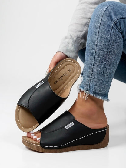Women's Platform Cushioned Slides