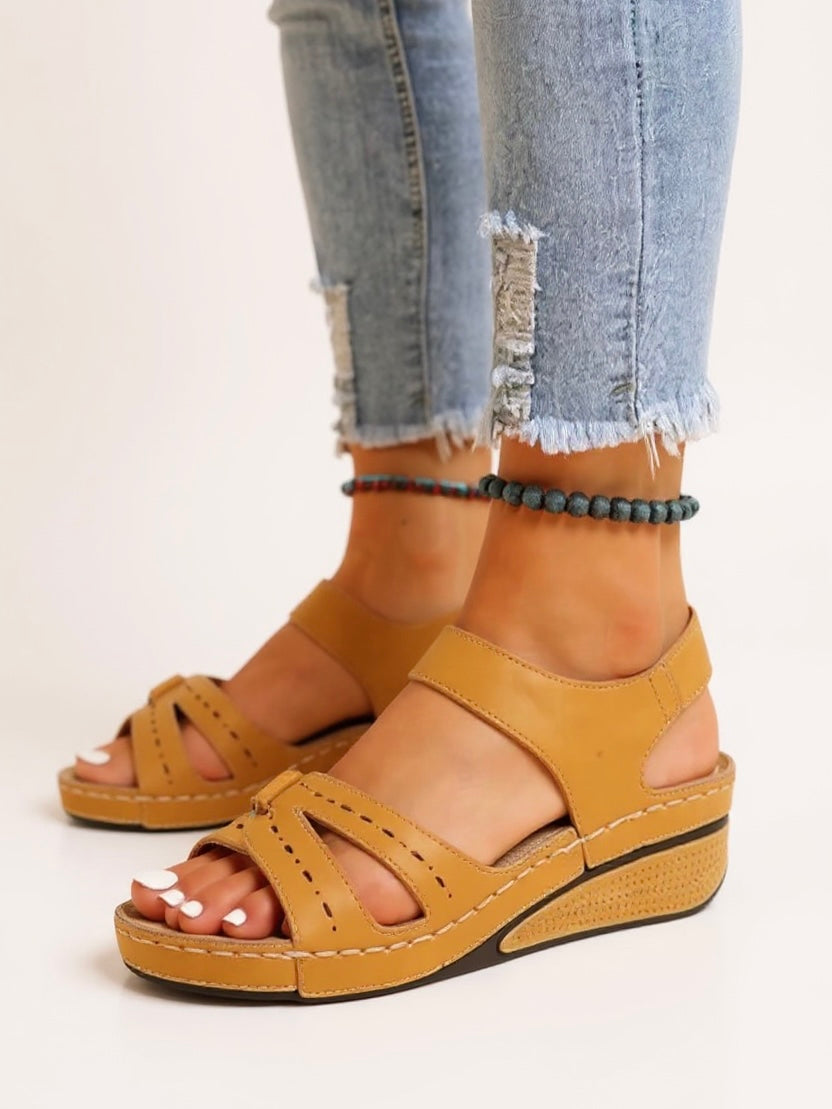 Comfortable Women's Foam Wedge Sandals