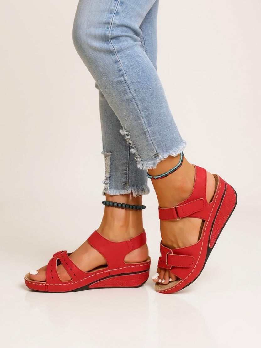 Comfortable Women's Foam Wedge Sandals