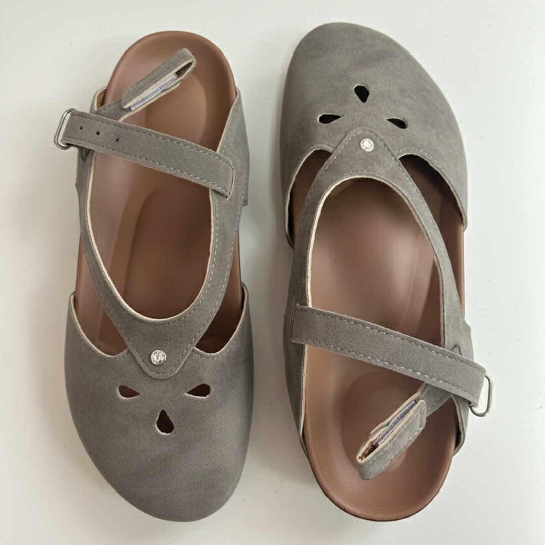 Classic Buckle Strap Flat Sandals