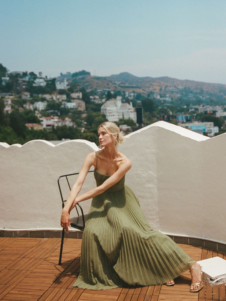Elegant Flowy Long Pleated Dress