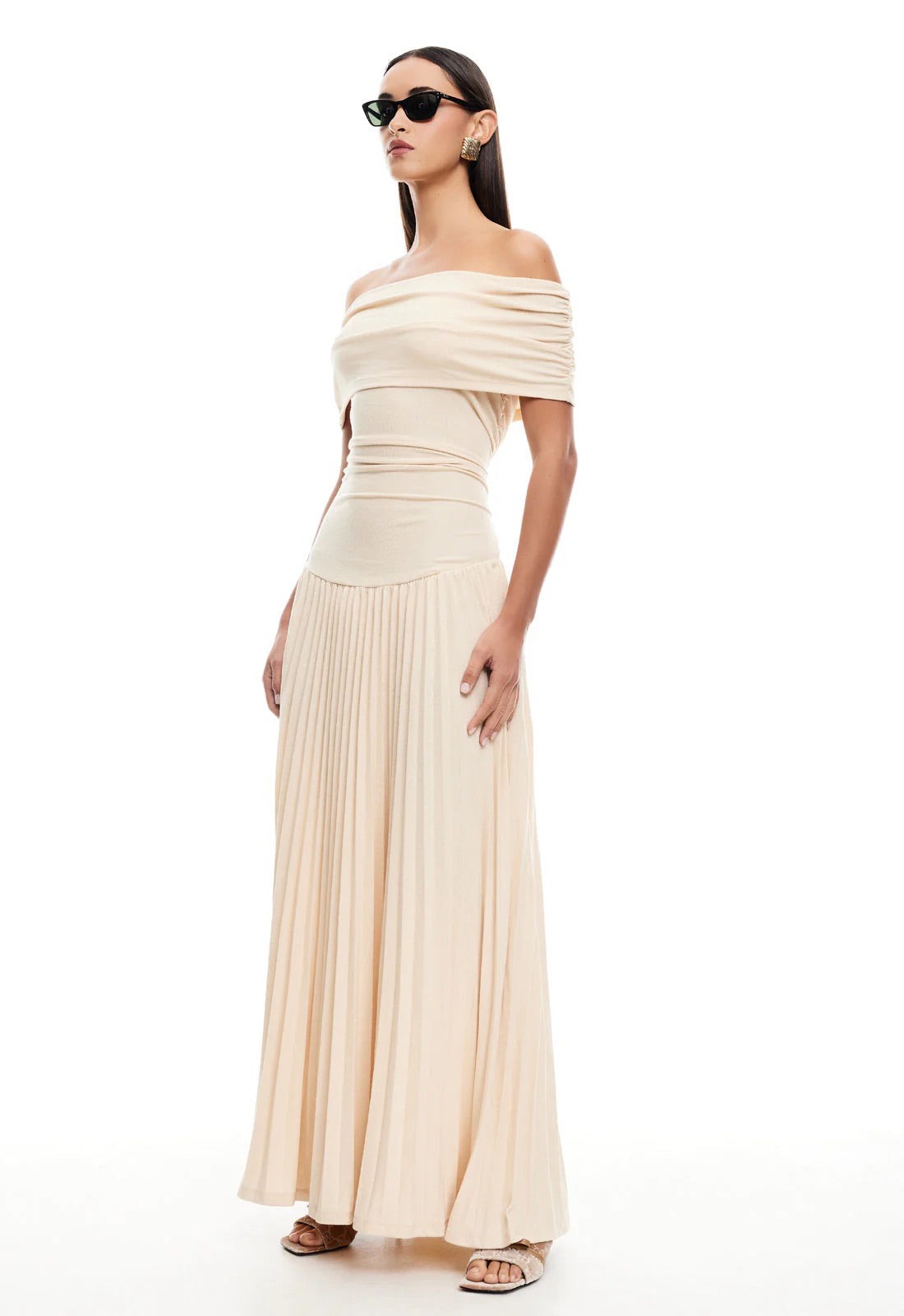 Elegant Long Sundress for Easy Summer Fashion