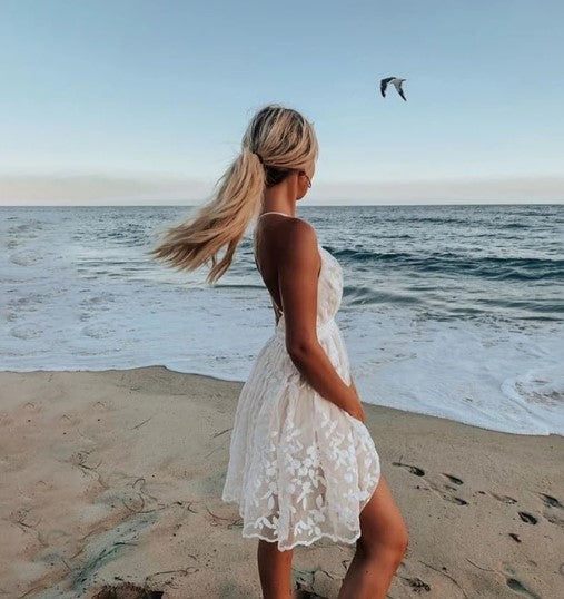 Women's White V-Neck Backless Mini Dress