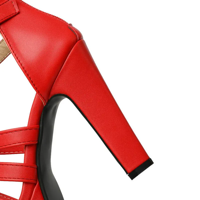 Comfortable Wide Fit Leather Flat Sandals for Women