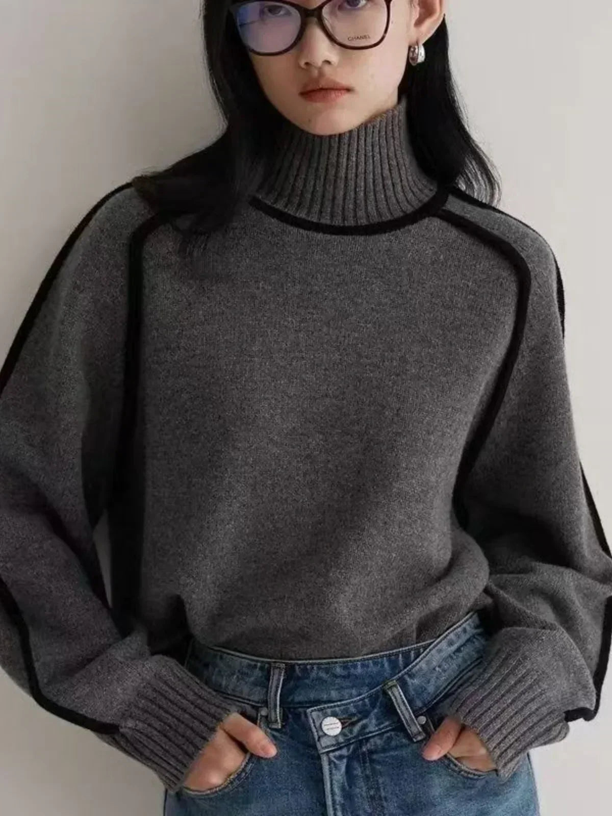 Fashionable Knit Turtleneck Sweater for Women