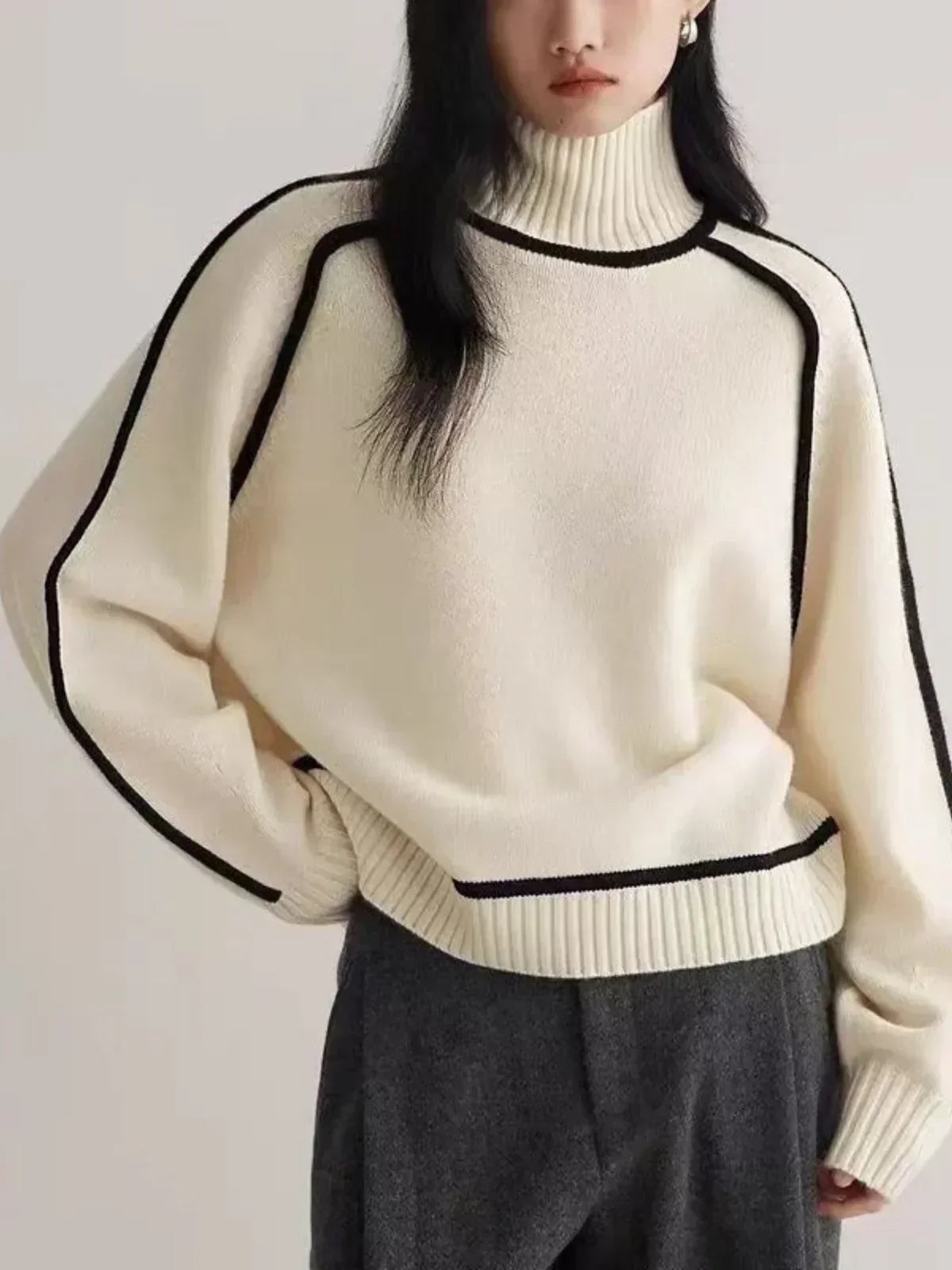 Fashionable Knit Turtleneck Sweater for Women