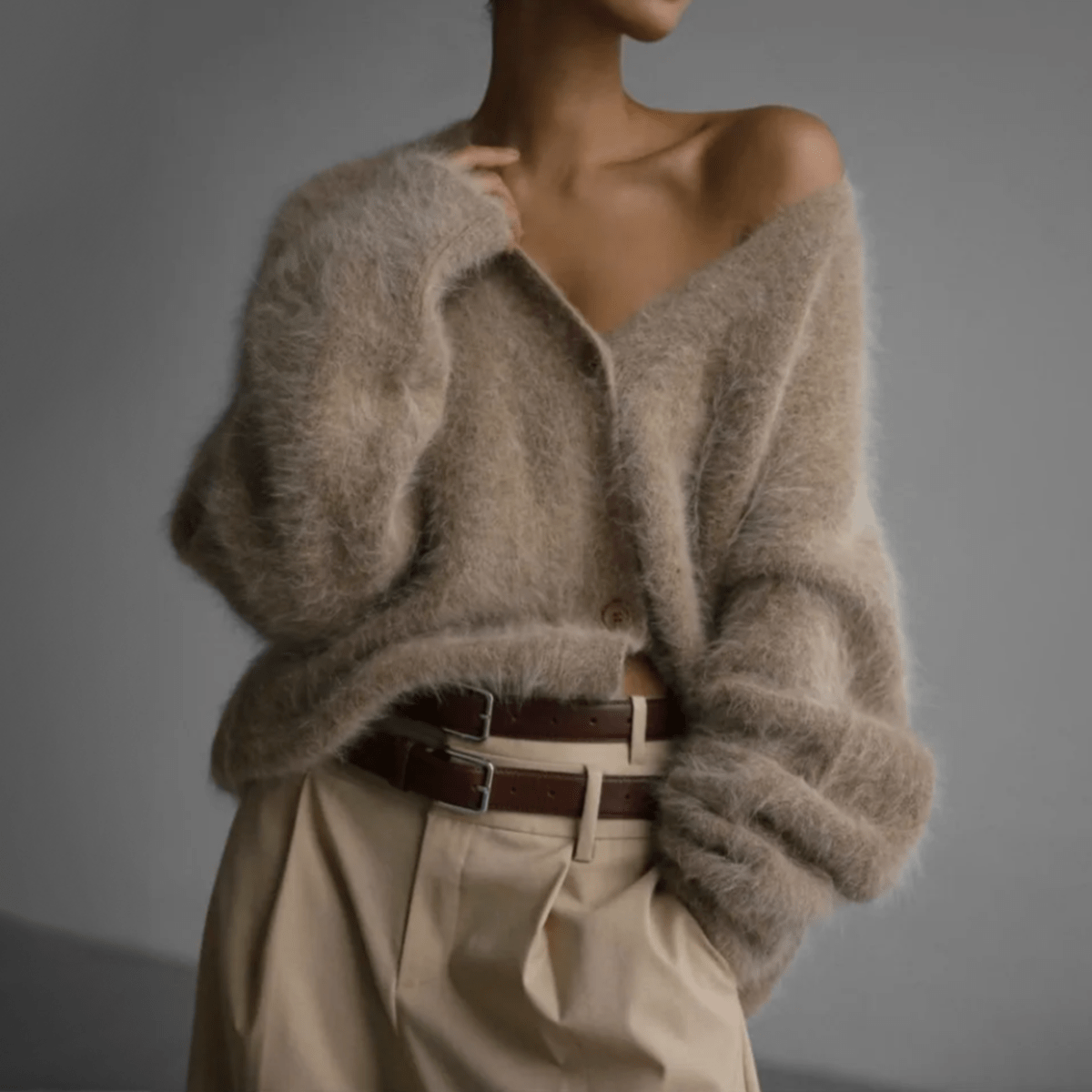 Women's Lightweight Pastel Crew Neck Sweater - VibreMode