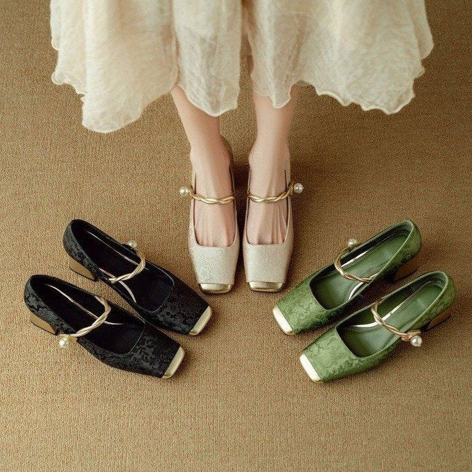 Classic High Heel Pumps