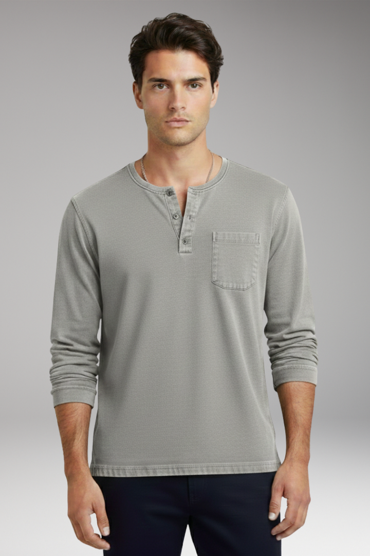 Men's Round Neck T-Shirt With Chest Pocket
