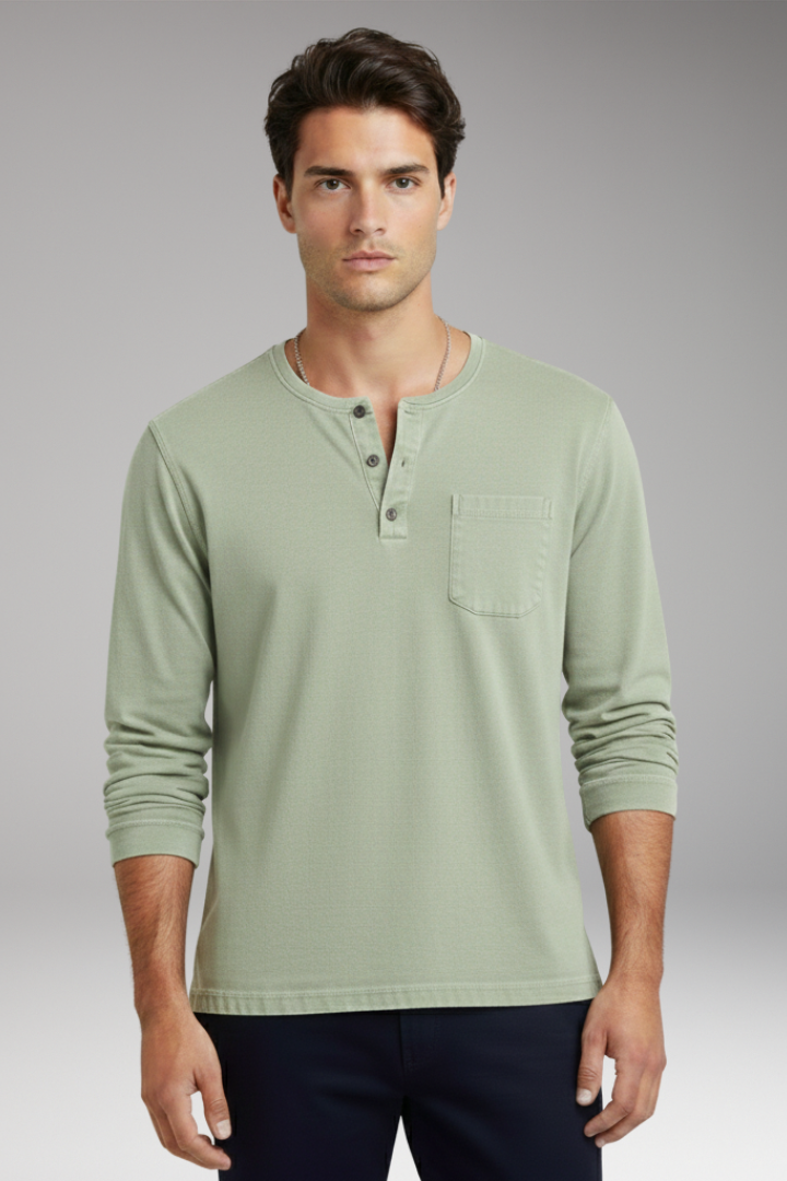 Men's Round Neck T-Shirt With Chest Pocket