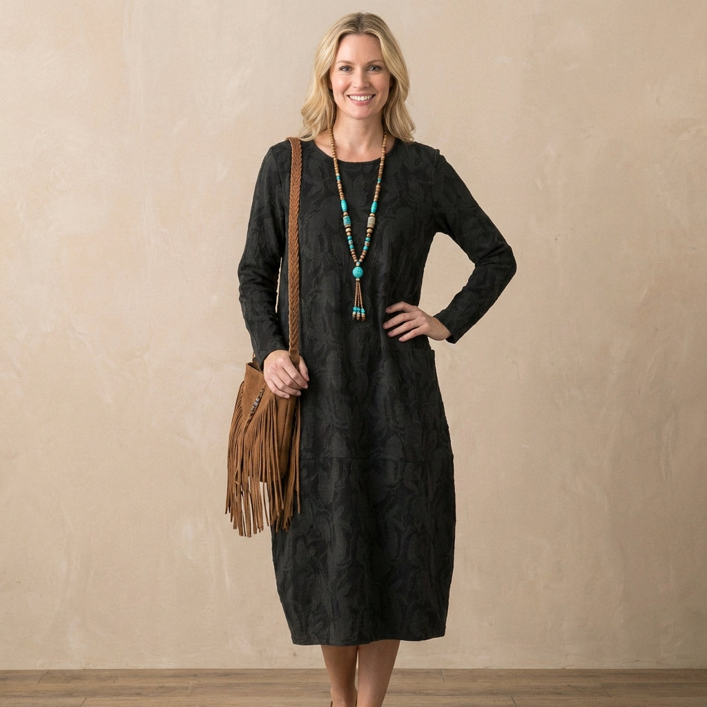 Women's Relaxed Maxi Dress Textured Knit Patch Pockets