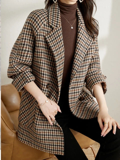 Women's Checked Wool Coat Comfortable Fit - VibreMode