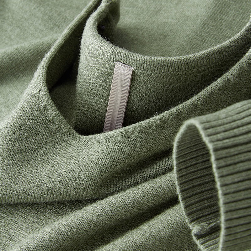 Classic Crew Neck Pullover Sweater