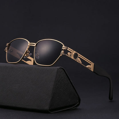 Classic Designer Sunglasses - VibreMode