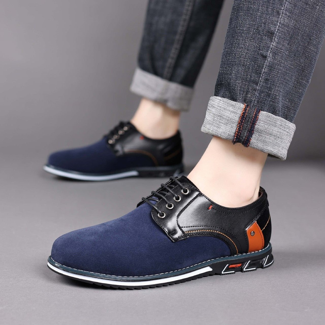 Classic Ford Sneakers