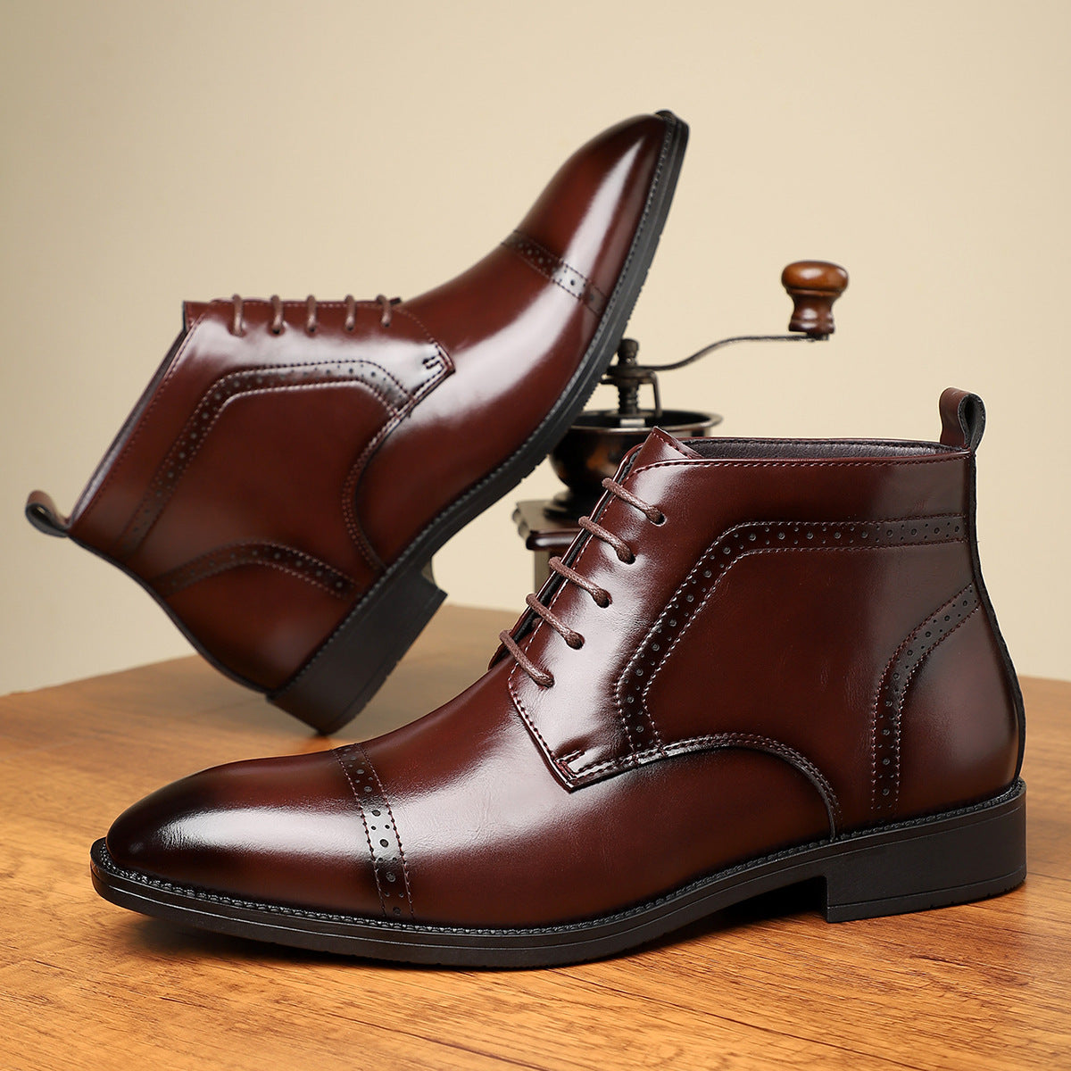 Edmund Women's Leather Ankle Boots - VibreMode