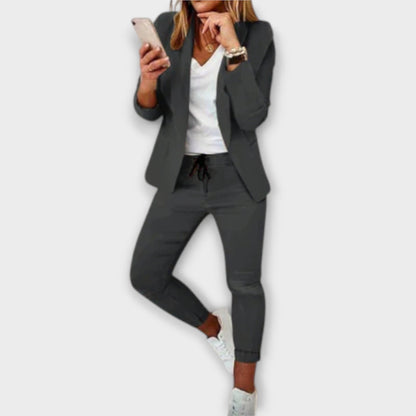 Stylish Women's Blazer Suit Set
