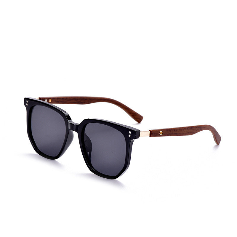 Natural Wood Frame Sunglasses