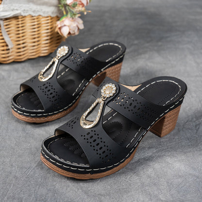 Comfortable Women's Sparkly Flat Sandals