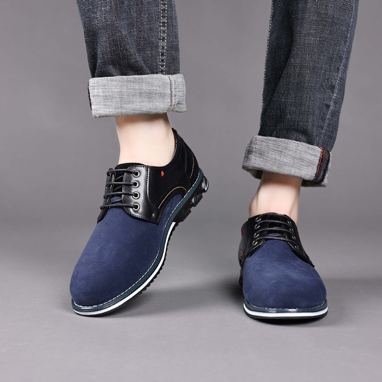 Classic Ford Sneakers