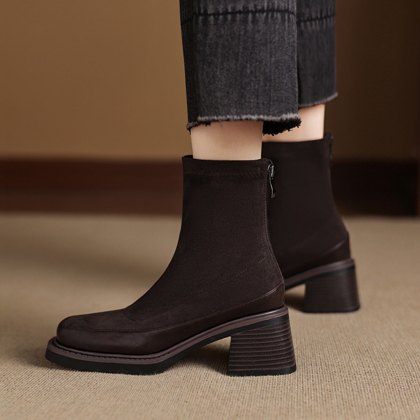 Women's Suede Mid Heel Boots - VibreMode