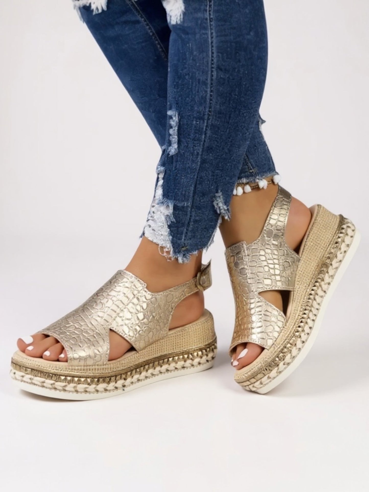 Comfortable Women's Foam Platform Sandals - VibreMode