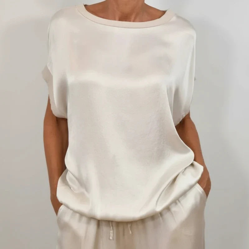 Women's Relaxed Fit 2-Piece Set