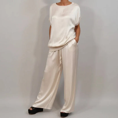 Women's Relaxed Fit 2-Piece Set - VibreMode
