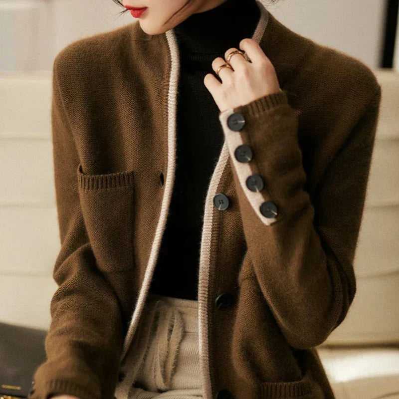 Classic Women's Knit Cardigan - VibreMode
