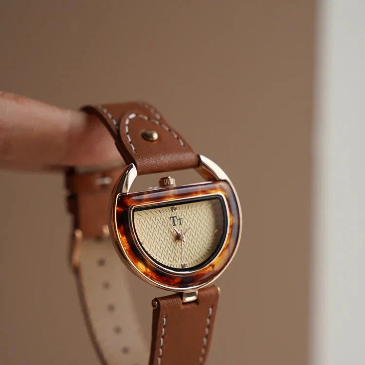 Stylish Quartz Wrist Watch