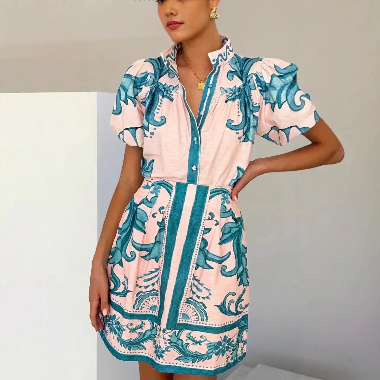 Women's Cute Floral Mini Dress with Puff Sleeves