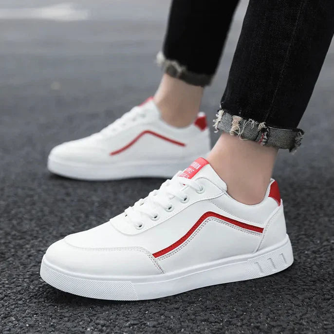 Fashionable Lace Up Sneakers