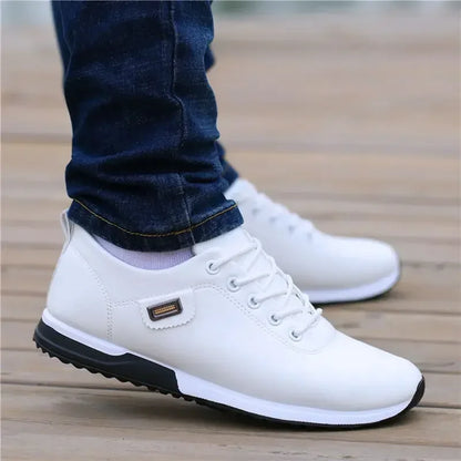 Men's Lace-Up Sneakers Comfortable Sporty Rubber Black