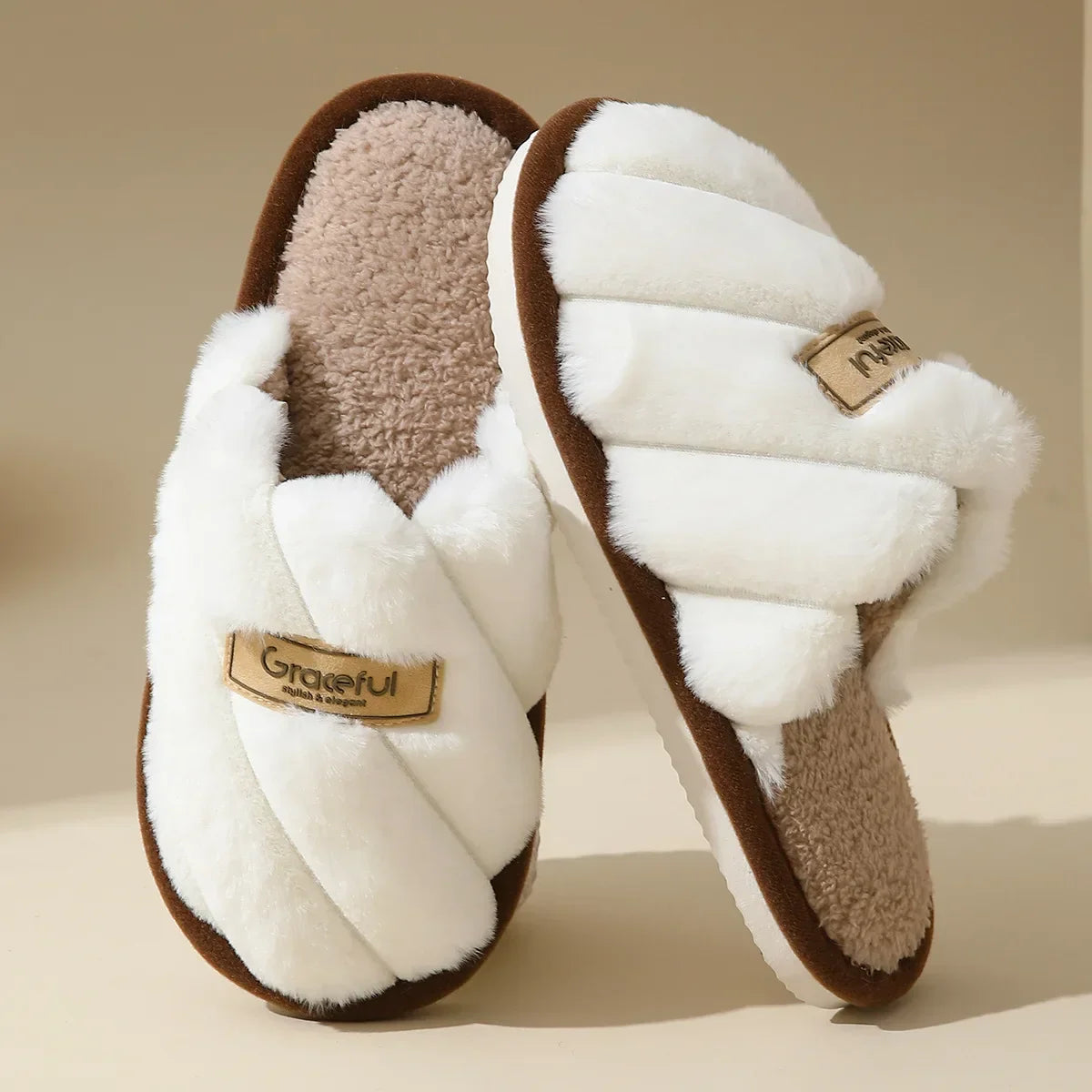 Women's Plush Slippers Soft Cushioned Indoor Slides